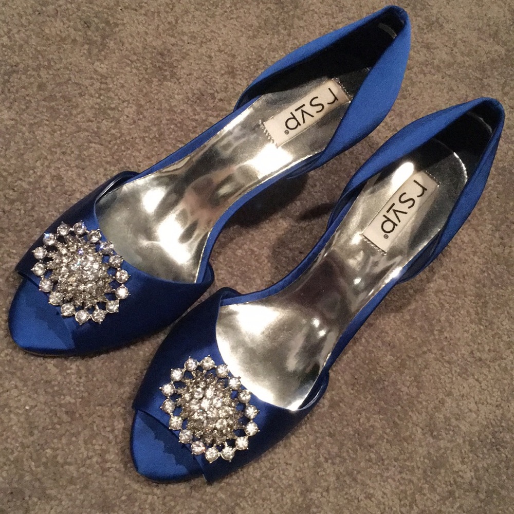 💙💙 SOMETHING BLUE 💙💙 Peep toe rhinestone pumps